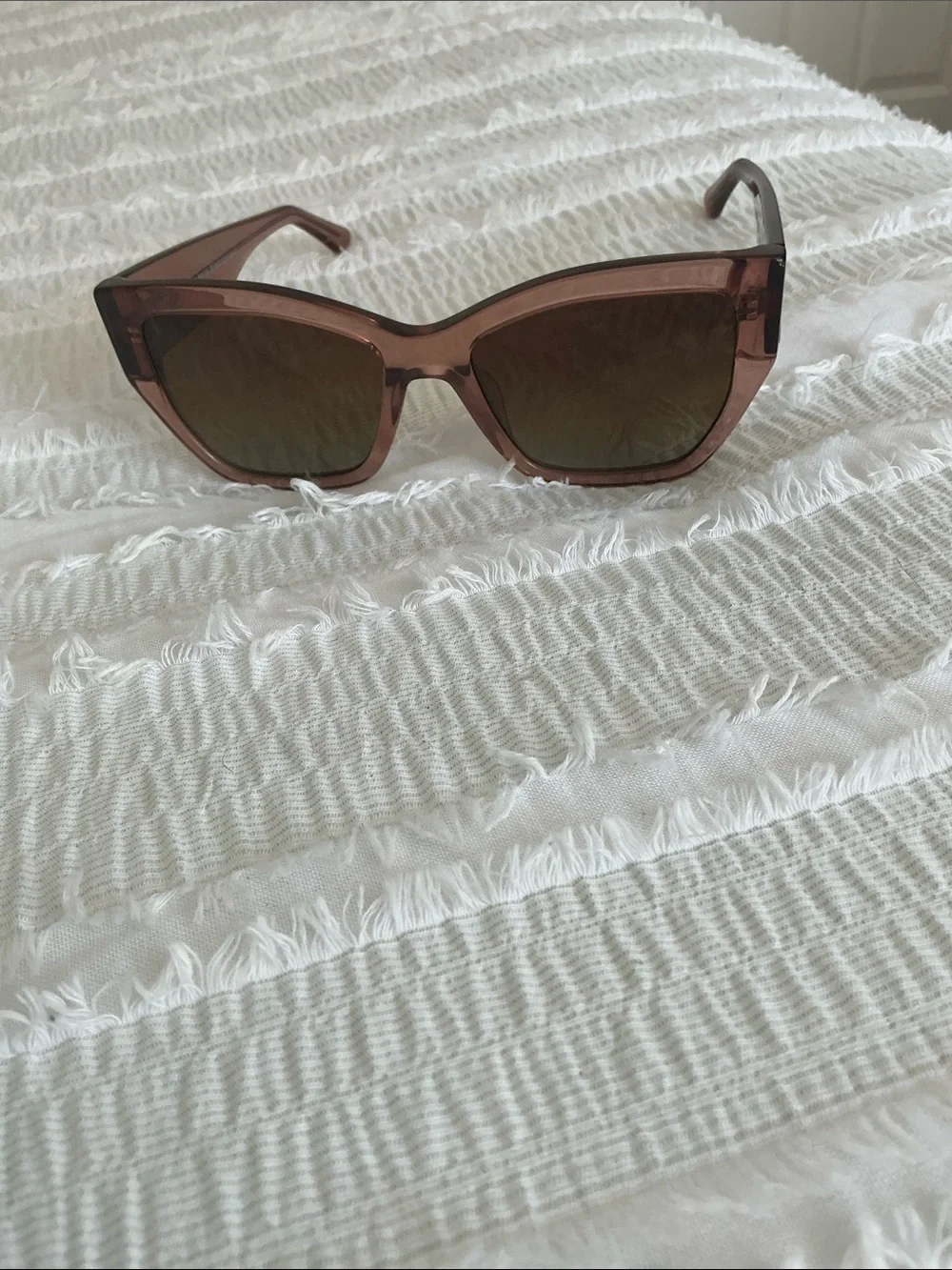 DIFF cat eye women’s sunglasses light brown